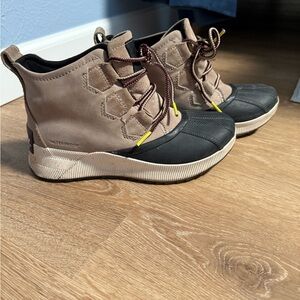 Sorel Beige and Black Waterproof Ankle Boots